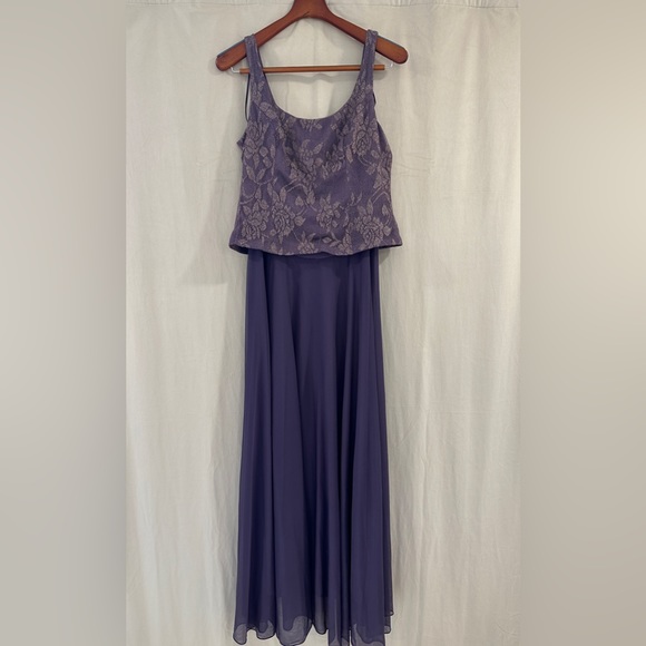 Dresses & Skirts - Evening Plus Size Long Scoop Neck Dress Jacket Set